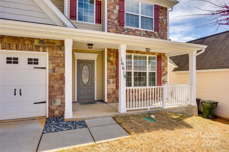 Property image 2 at 16619 Broadwing Place, Charlotte, NC 28278