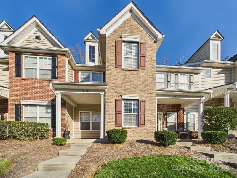 8468 Summerglen Circle