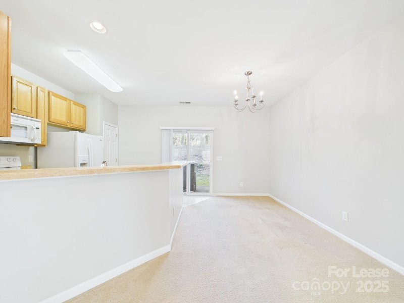 Property image 4 at 8468 Summerglen Circle, Charlotte, NC 28227
