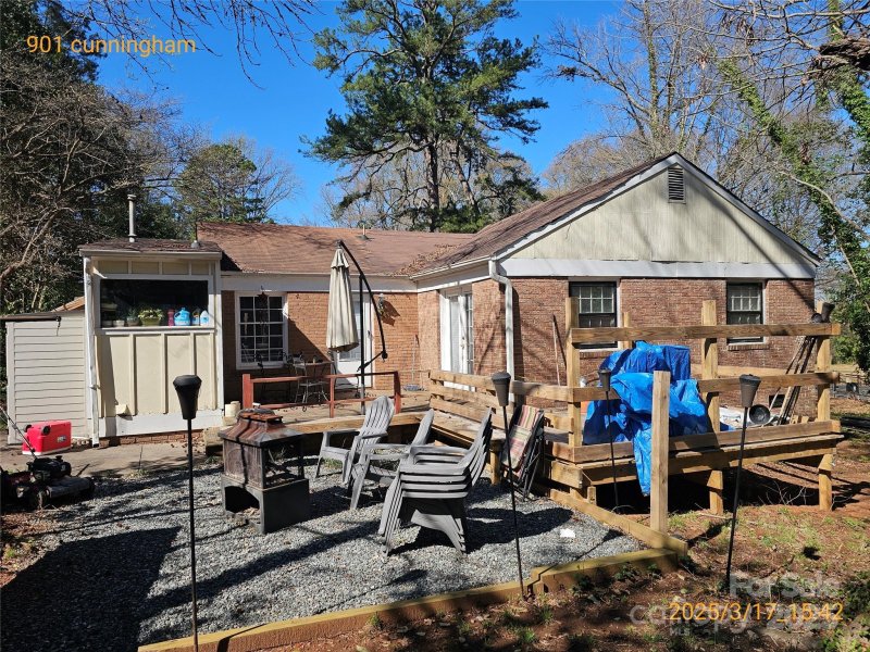 Property image 3 at 901 Cunningham Drive, Charlotte, NC 28208