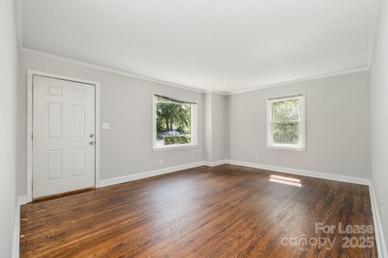 Property image 3 at 2315 Bancroft Street, Charlotte, NC 28206