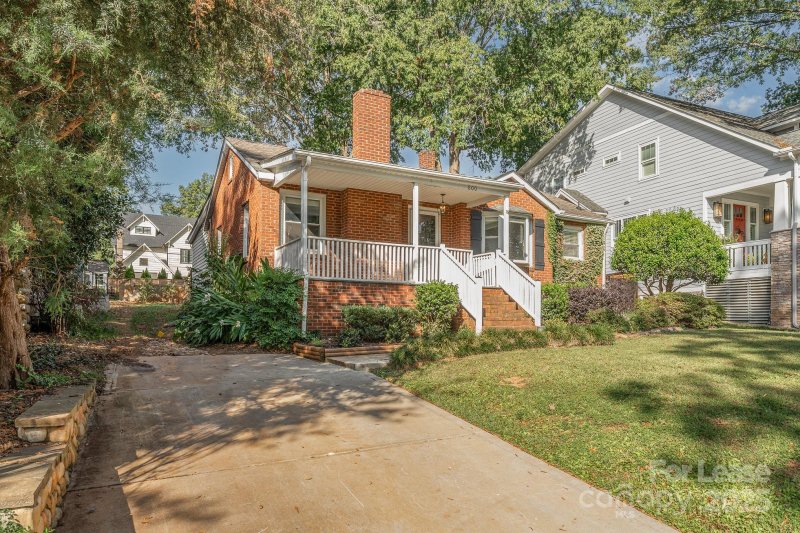 Property image 3 at 800 Mcdonald Avenue, Charlotte, NC 28203