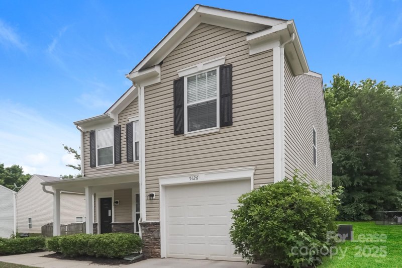 Property image 5 at 5126 Vanhoy Lane, Charlotte, NC 28269