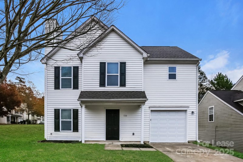 Property image 4 at 520 Woodington Lane, Charlotte, NC 28214