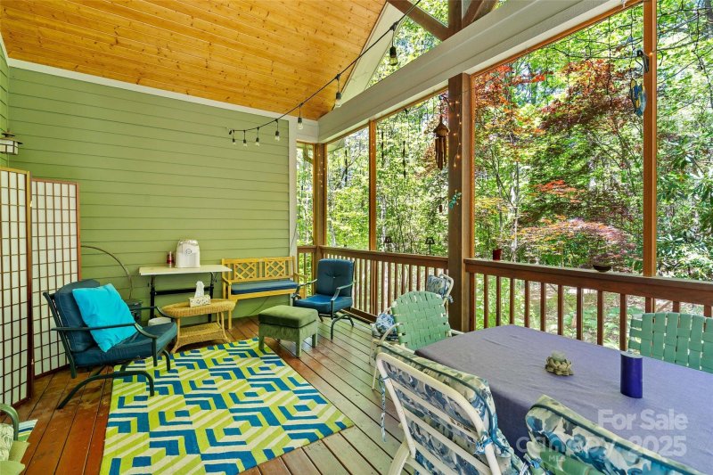 Property image 4 at 27 Hunting Lodge Drive, Black Mountain, NC 28711