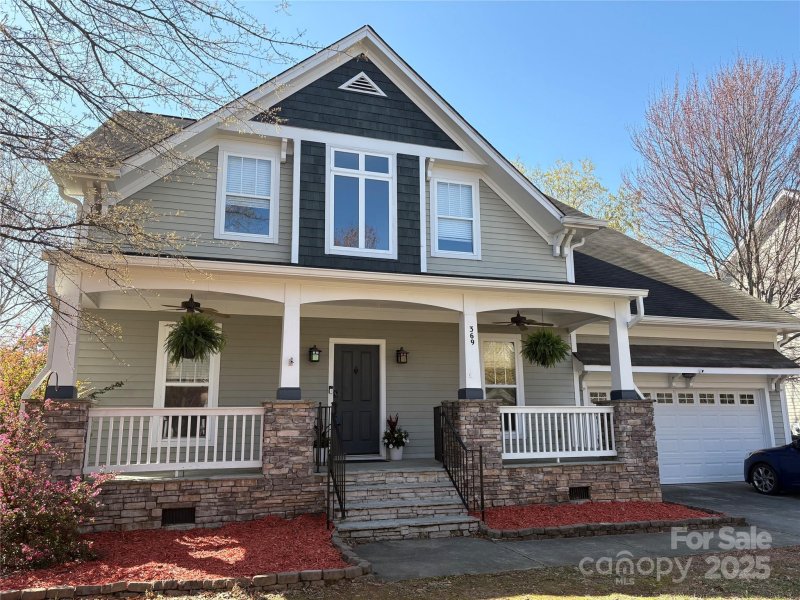369 Shoreline Parkway