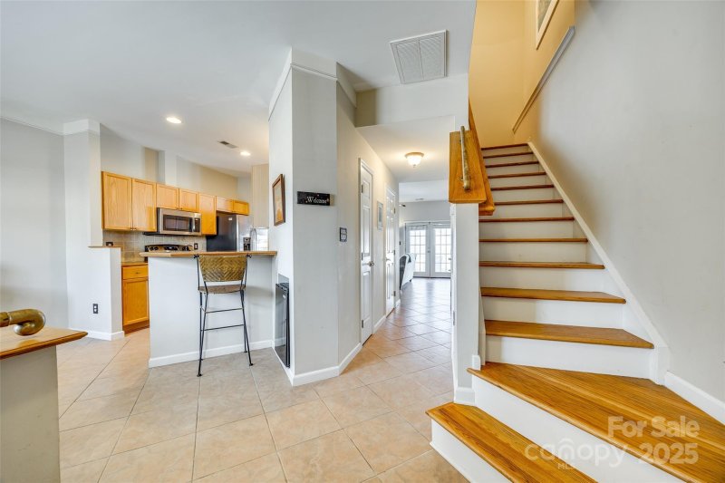 Property image 3 at 19009 Coachmans Trace, Cornelius, NC 28031