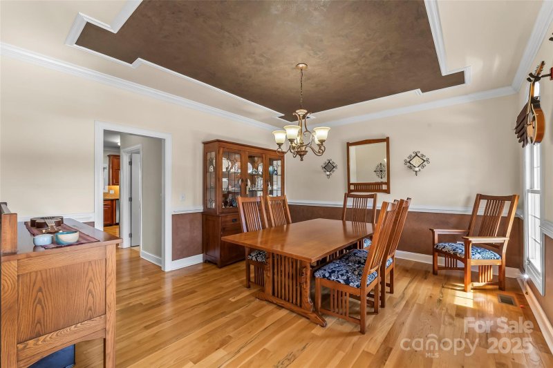 Property image 4 at 3119 18th Street, Hickory, NC 28601