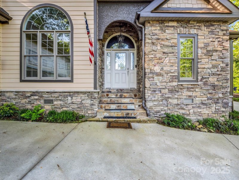 Property image 4 at 39 W Rambling Creek, Tryon, NC 28782