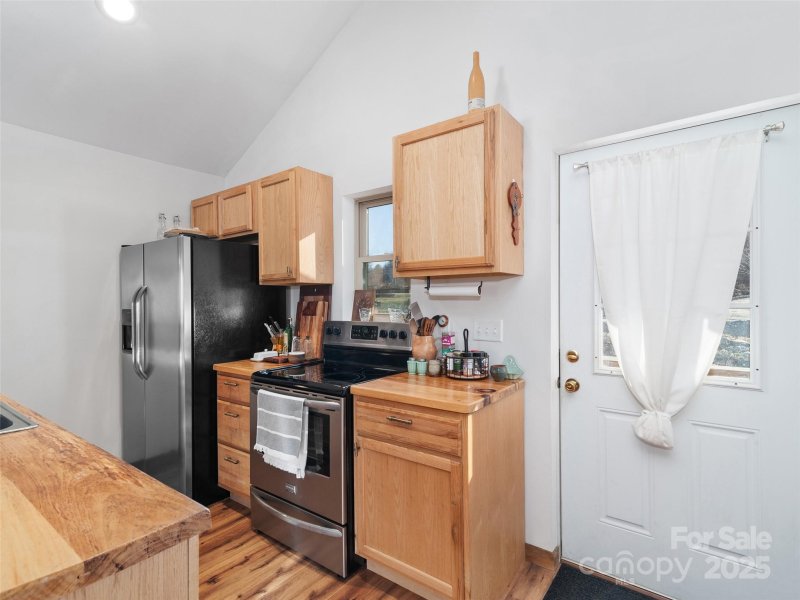 Property image 4 at 131 Bronco Way, Waynesville, NC 28785