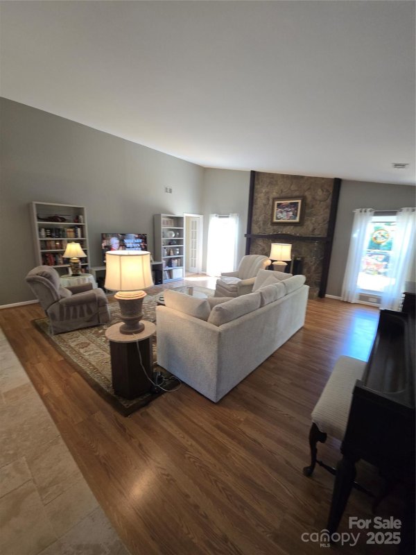 Property image 3 at 319 Vista Grande Circle, Charlotte, NC 28226