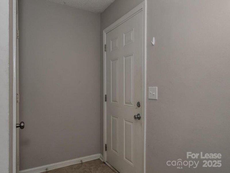 Property image 3 at 2611 Holton Avenue, Charlotte, NC 28208