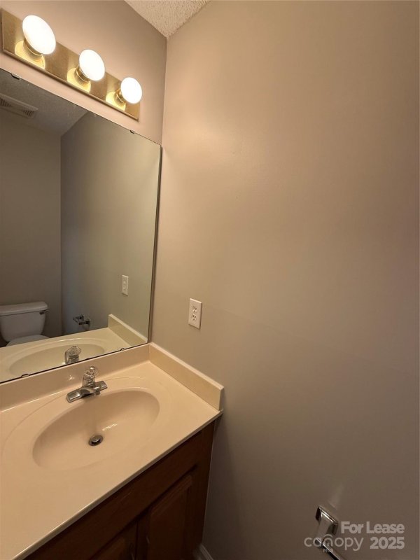 Property image 5 at 3111 Summercroft Lane, Charlotte, NC 28269