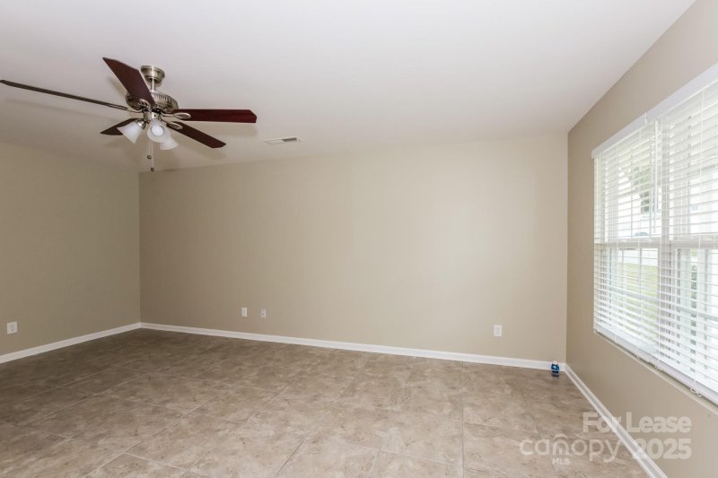 Property image 3 at 117 Autumn Bluff Circle, Mount Holly, NC 28120