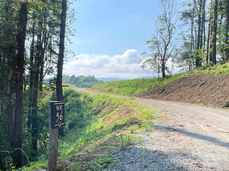 Property image 3 of 9999 Clouds Rest Drive in Eagles Nest, Banner Elk, NC 28604