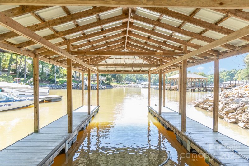 Property image 2 at 698 Beaten Path Road, Mooresville, NC 28117