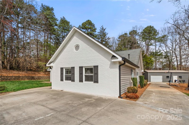 Property image 3 at 7219 Morningdew Court, Denver, NC 28037