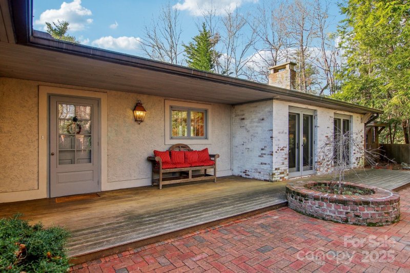 Property image 3 at 319 Smith Drive, Hendersonville, NC 28739