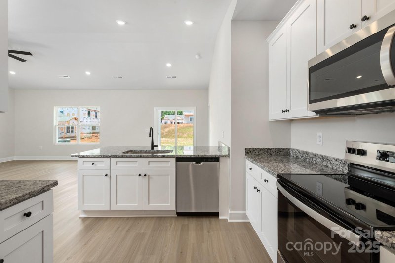 Property image 4 at 5712 Skinny Drive, Charlotte, NC 28215