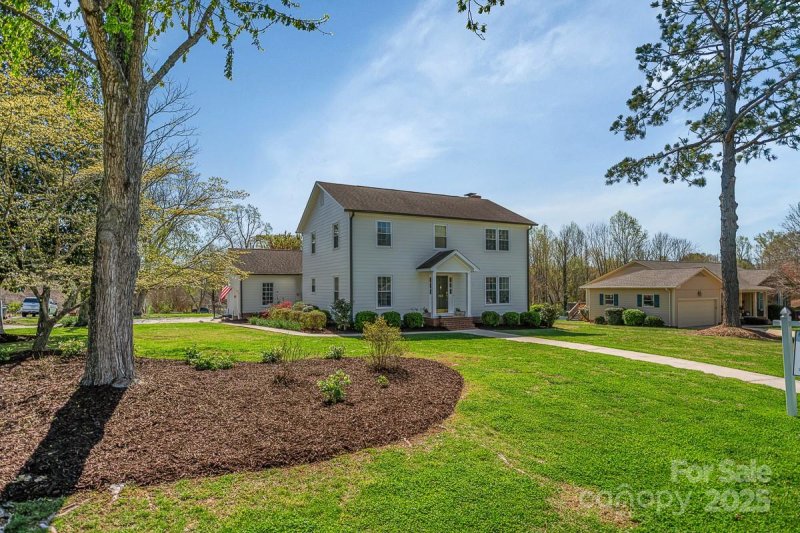 Property image 2 at 113 Windsong Court, Gastonia, NC 28056