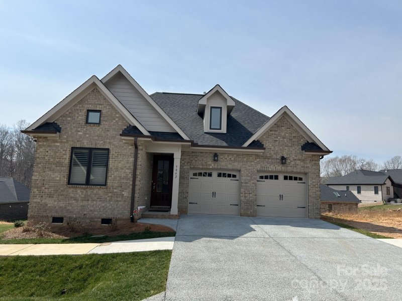 5062 Silver Trace Lane