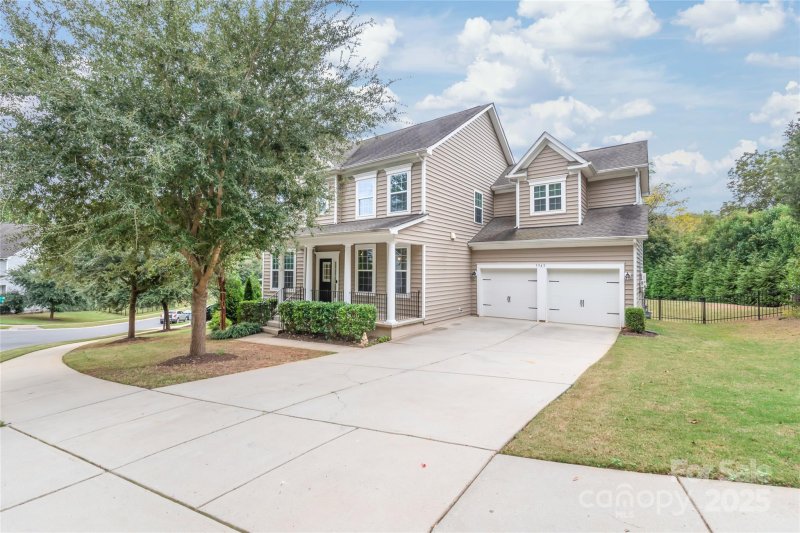 Property image 2 of 5949 Gilchrist Circle in Stowe Pointe, Belmont, NC 28012