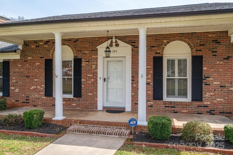 Property image 2 at 104 N Hawthorne Street, Mount Holly, NC 28120