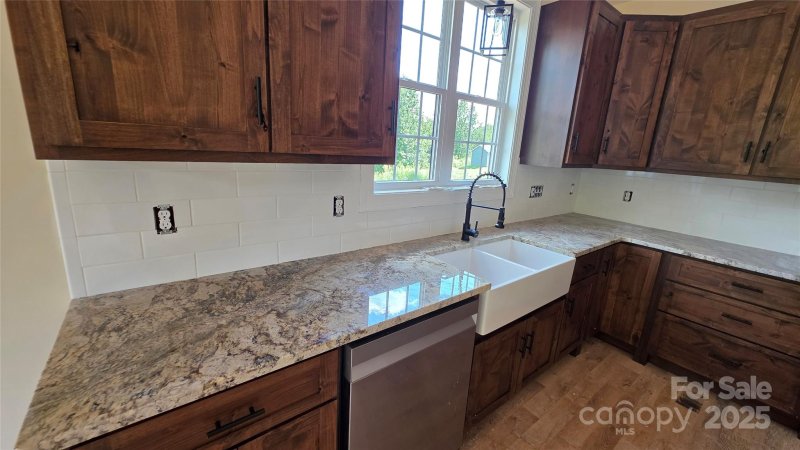 Property image 3 of 1060 Hawksbill Drive in Hawksbill at Lake James, Morganton, NC 28655