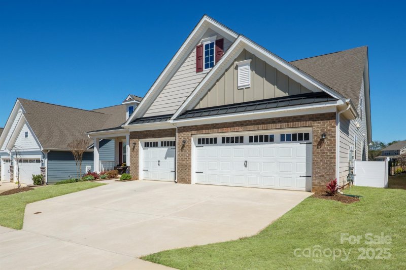 Property image 3 at 22014 Finworthy Lane, Huntersville, NC 28078