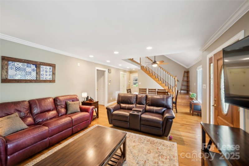 Property image 3 at 1954 Hickory Hills Drive, Denver, NC 28037