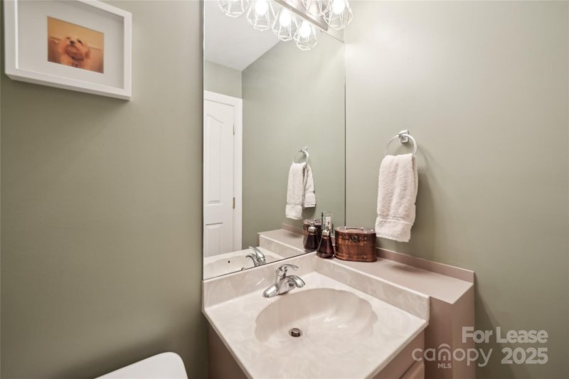 Property image 5 at 1954 Hickory Hills Drive, Denver, NC 28037