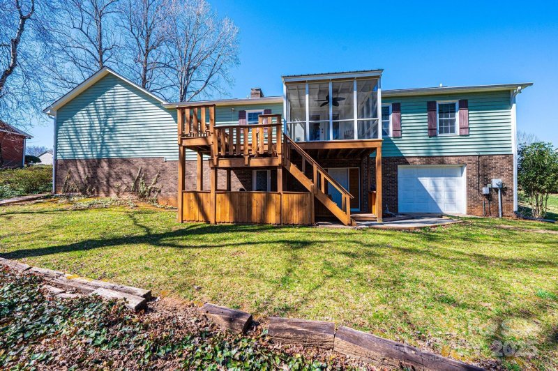 Property image 5 at 3863 Shakespeare Drive, Hickory, NC 28601