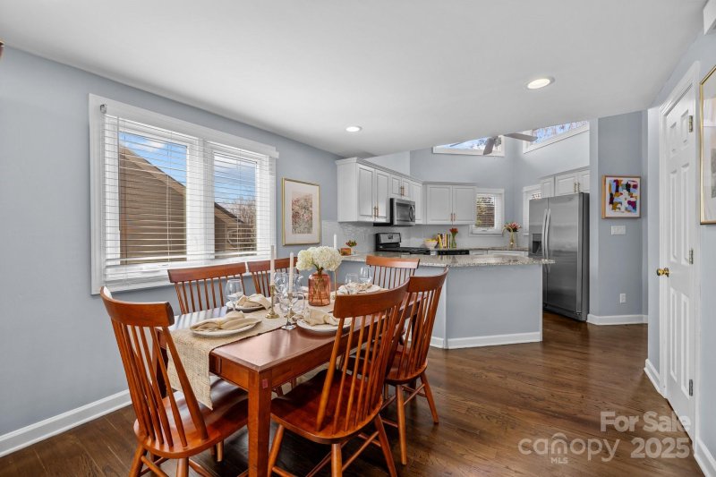 Property image 3 at 13913 Queens Harbor Road, Charlotte, NC 28278