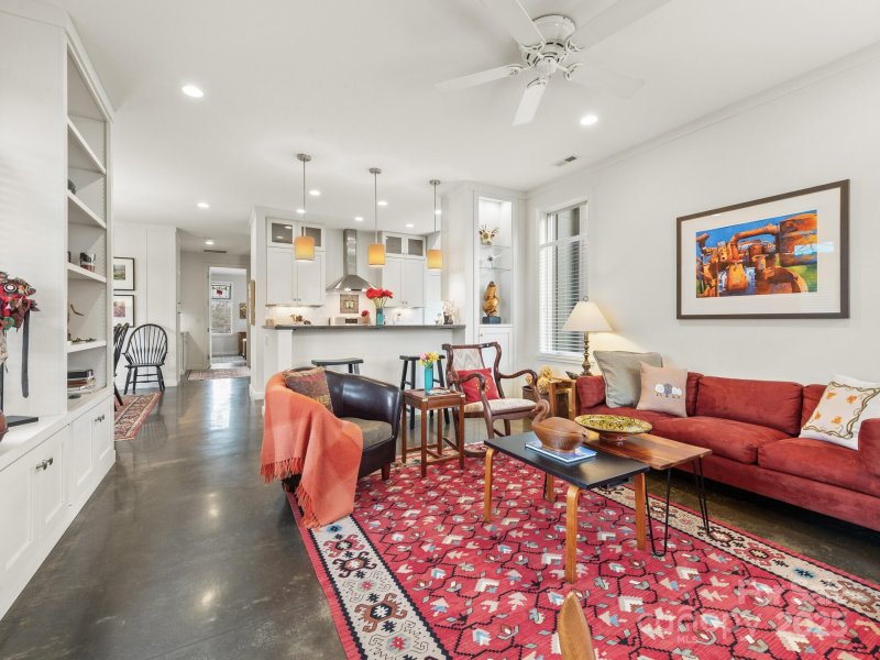 Property image 4 at 22 Lenoir Street, Asheville, NC 28803