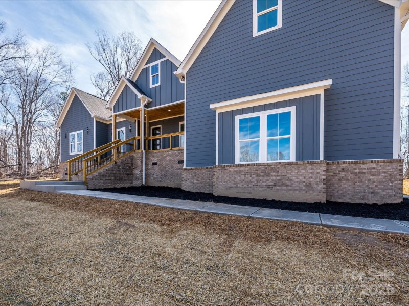 Property image 2 at 1022 Harrogate Drive, Bessemer City, NC 28016