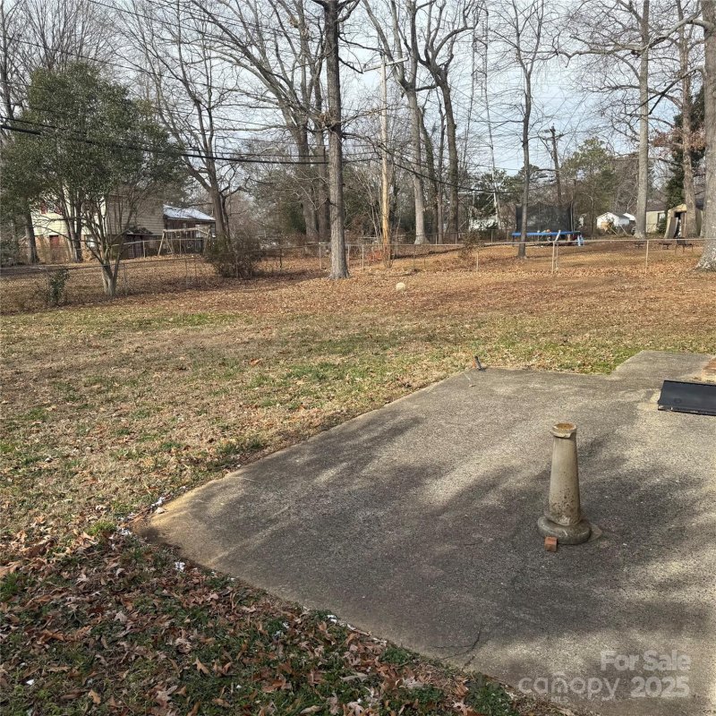 Property image 4 at 1111 Pondella Drive, Charlotte, NC 28213