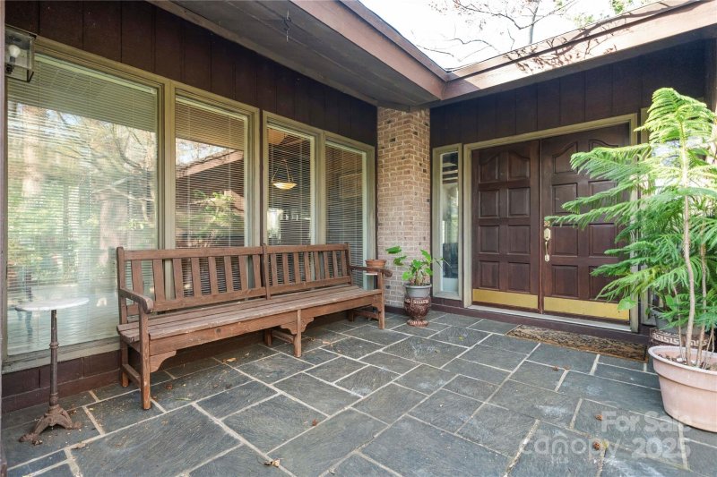 Property image 3 at 32 Fairway Ridge, Lake Wylie, SC 29710