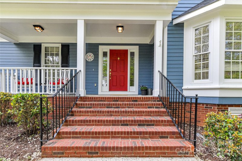 Property image 3 of 306 Ashby Drive in Mcconnell, Davidson, NC 28036