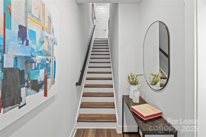 Property image 4 at 547 W Tremont Avenue, Charlotte, NC 28203