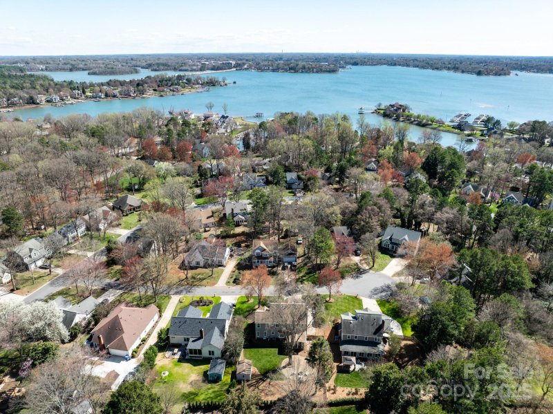 Property image 2 at 112 Northhampton Drive, Mooresville, NC 28117