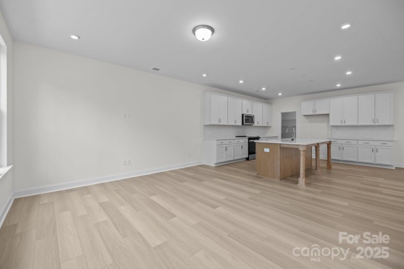 Property image 4 at 4127 Walking Ridge Road, Charlotte, NC 28208