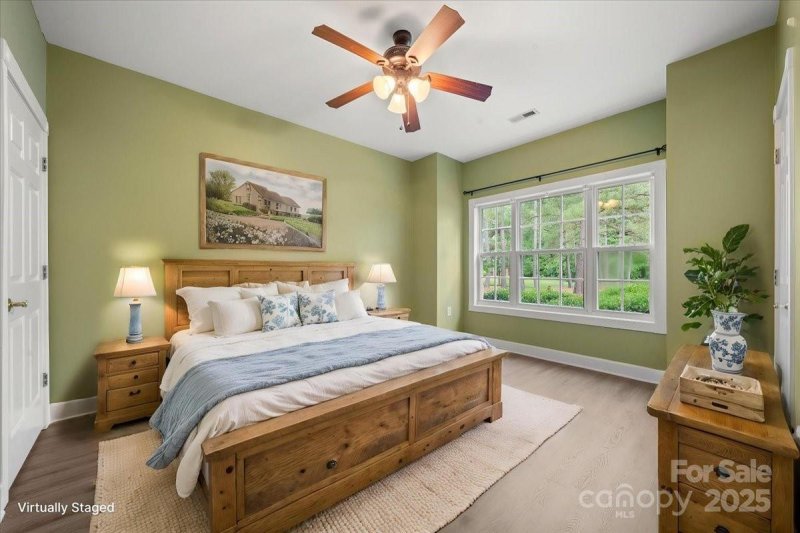 Property image 4 at 8617 Coralbell Lane, Charlotte, NC 28213