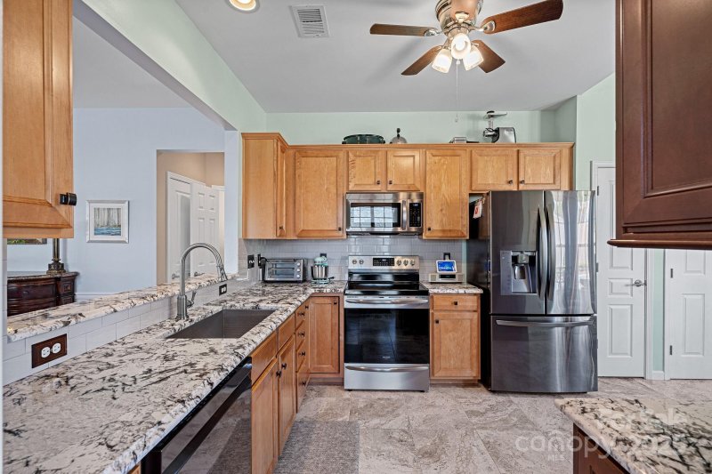 Property image 4 at 3100 Azalea Drive, Fort Mill, SC 29707
