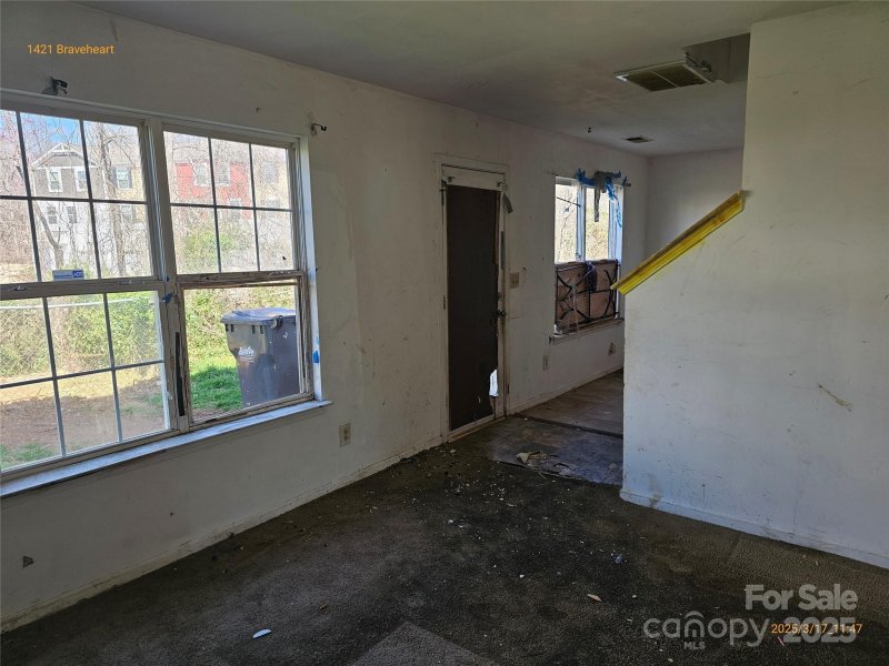 Property image 5 at 1421 Braveheart Lane, Charlotte, NC 28216