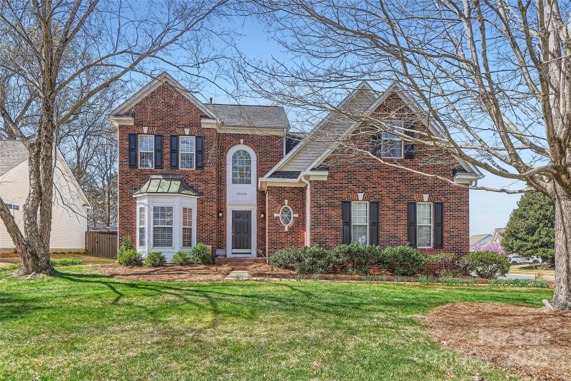 Property image 2 at 13604 Edgetree Drive, Pineville, NC 28134