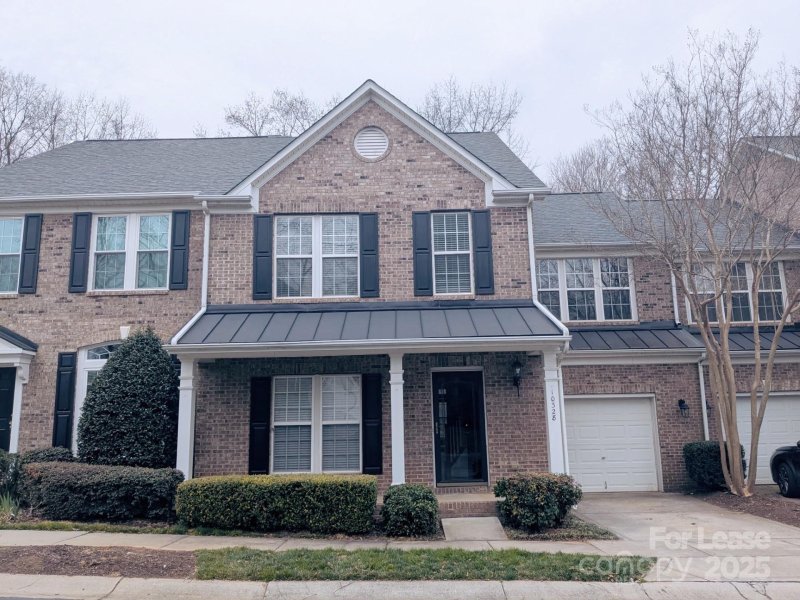 10328 Berkeley Pond Court