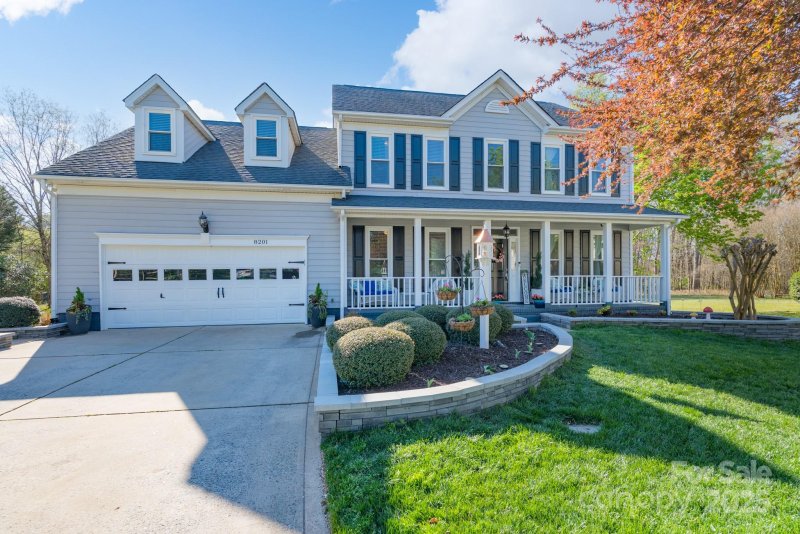 Property image 3 at 8201 Tonawanda Drive, Charlotte, NC 28277