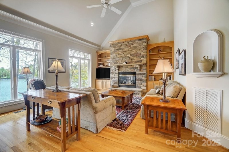 Property image 4 at 928 Thorn Ridge Lane, Clover, SC 29710