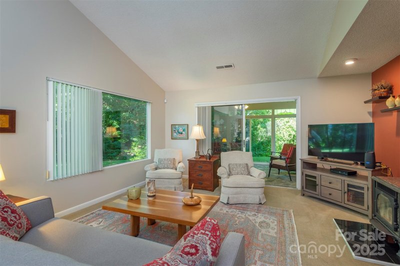 Property image 4 at 104 Llama Vista Way, Black Mountain, NC 28711