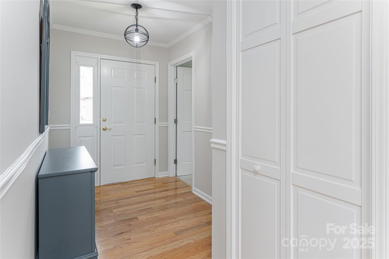 Property image 5 at 8 Greenbriar Court, Asheville, NC 28805